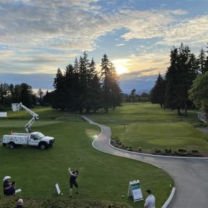 Hole 1 Mens Day